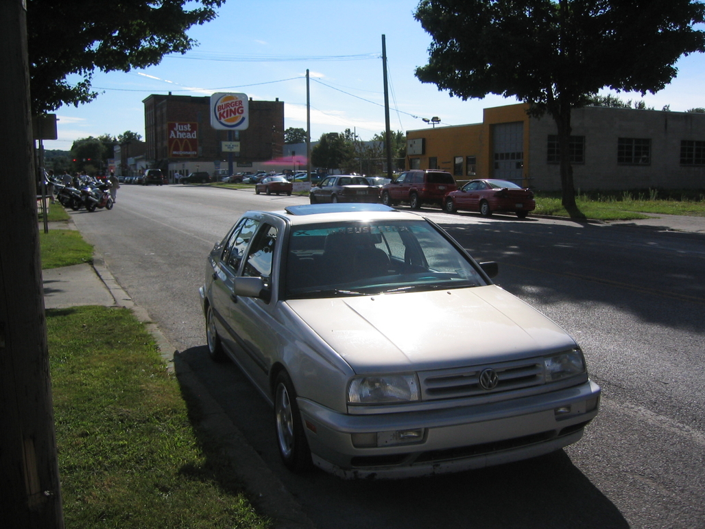 8-31-03 Car Show 003.jpg